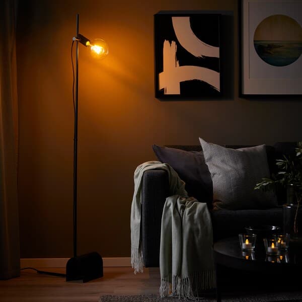 Ikea HÅRSLINGA / LUNNOM - Lampada da terra con lampadina, nero/vetro trasparente ,