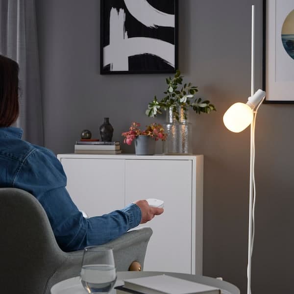 Ikea HÅRSLINGA / TRÅDFRI - Floor lamp with bulb ,