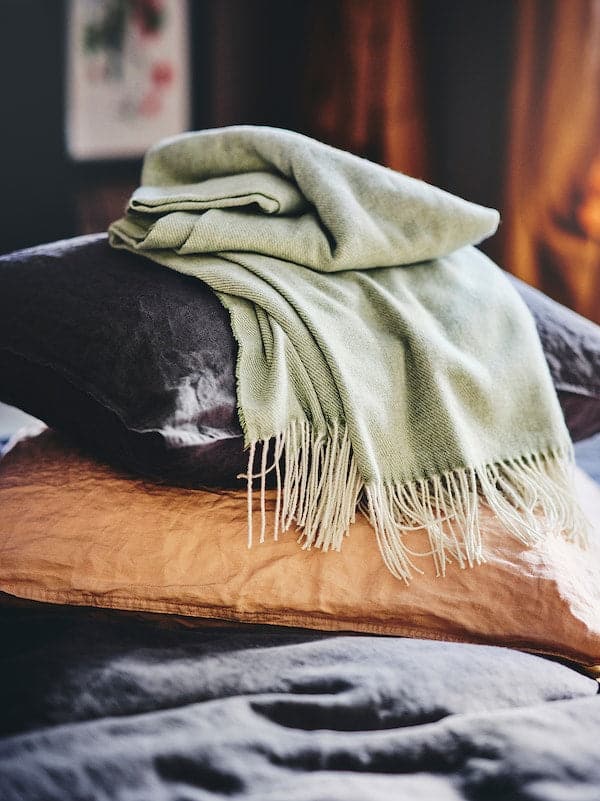 Ikea HOLMVI - Throw, light grey-green, 120x160 cm