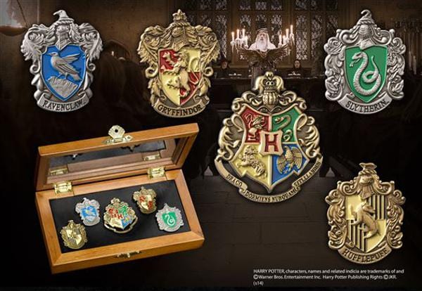 Toys Harry Potter: House of Hogwarts 5 Brooches Collection