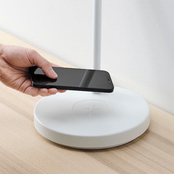 Ikea NYMÅNE Wireless work/charging lamp - white ,