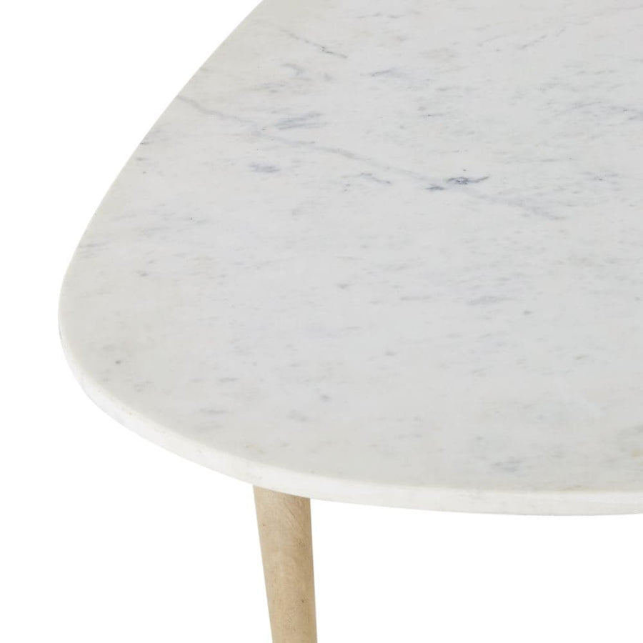Maisons du Monde Maisons du Monde Ciottolo - Ovoid coffee table in white marble and solid mango