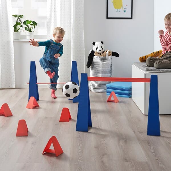 Ikea SKRATTMÅS - Obstacle course