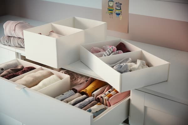 SMÅSTAD / PLATSA - Chest of 6 drawers, white/white, 60x57x123 cm - best price from Maltashopper.com 59387655