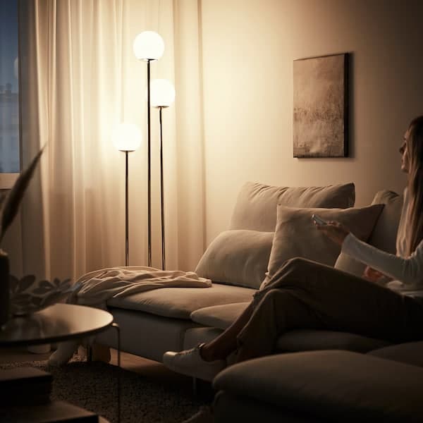 Ikea TRÅDFRI - E14 LED bulb 470 lumens, smart adjustable intensity wireless/spectrum white globe ,