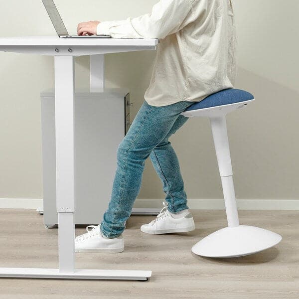 TROTTEN / NILSERIK - Active sitting desk/stool, white/dark blue , - best price from Maltashopper.com 99501423