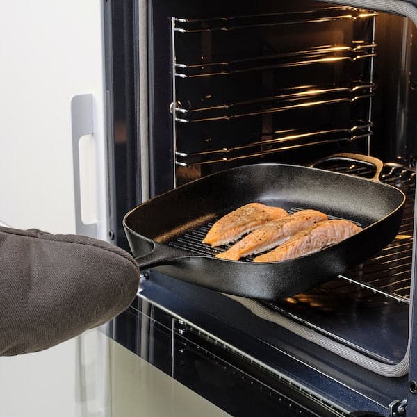 Ikea VARDAGEN - Grill pan, cast iron, 28x28 cm