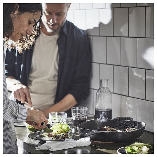 Ikea VARDAGEN - Grill pan, cast iron, 28x28 cm